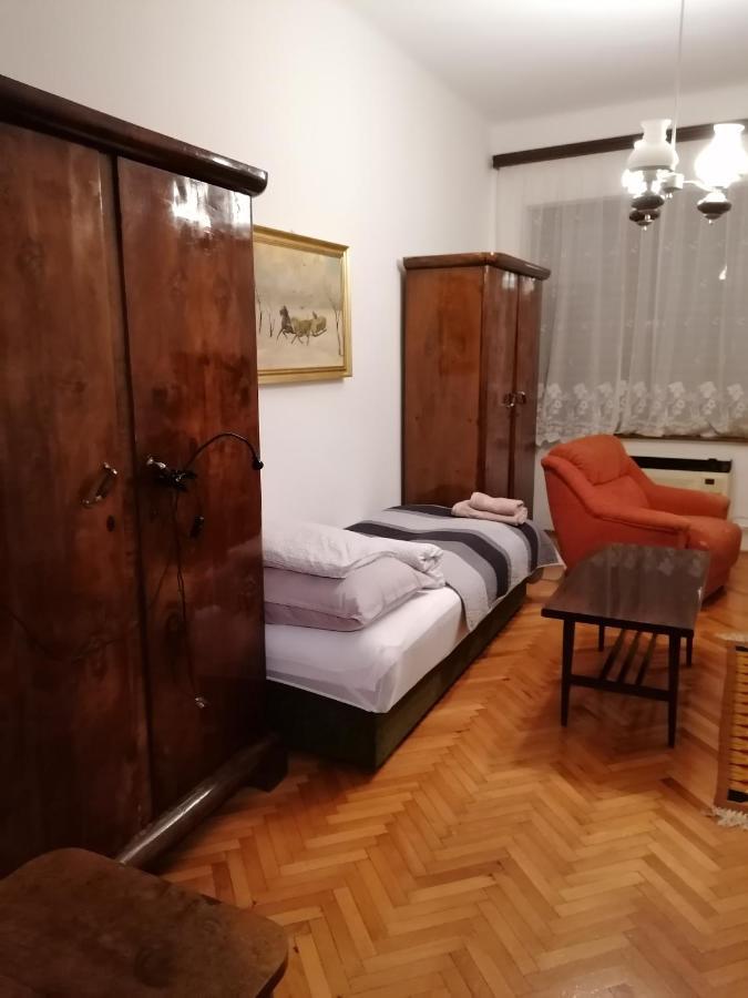 Szatmari Apartman Мисколк Екстериор снимка